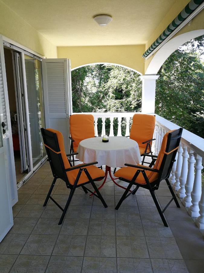 Apartmani Ban Omišalj Exteriér fotografie